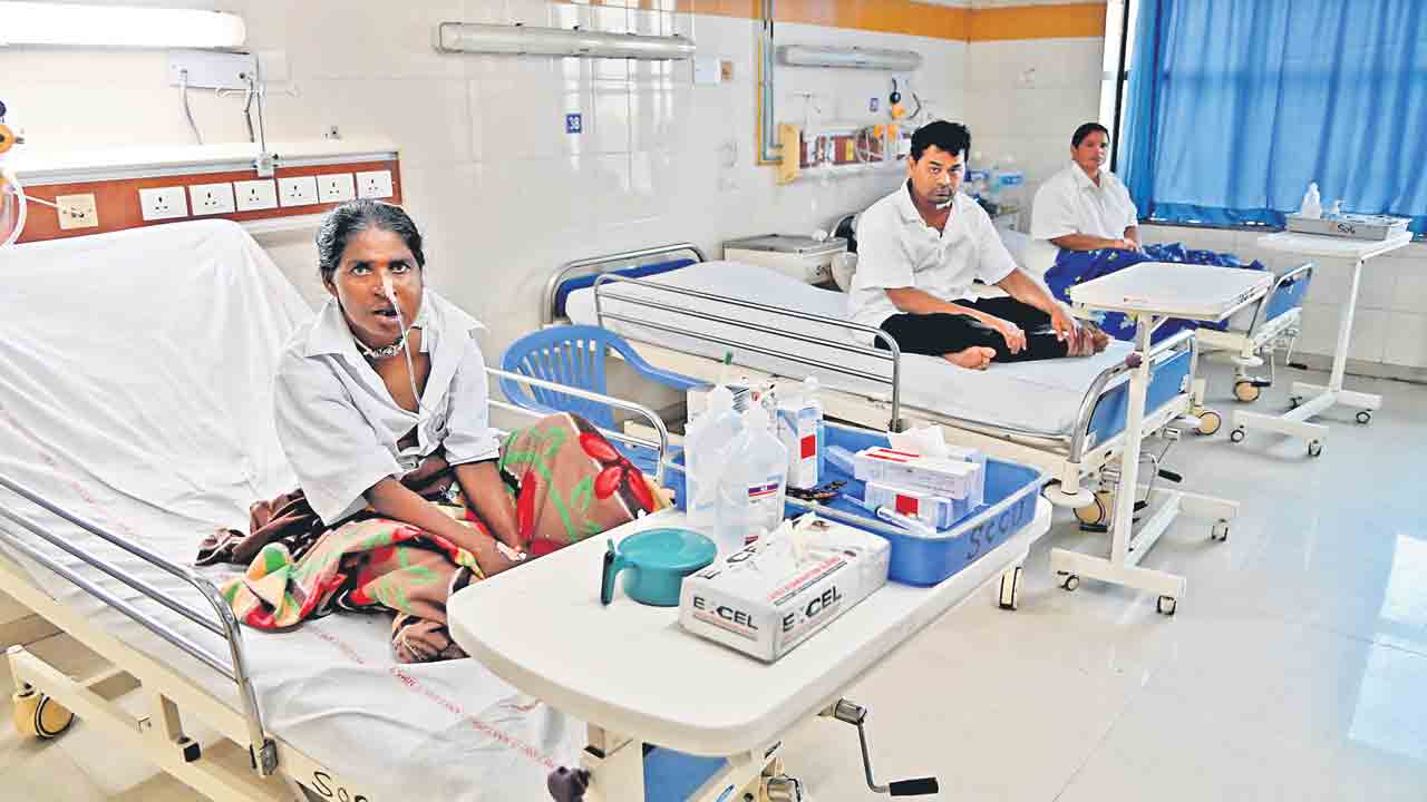 నిమ్స్‌ మరో మైలురాయి!.. క్యాన్సర్‌ రోగులకు విజయవంతంగా 500వ శస్త్రచికిత్స