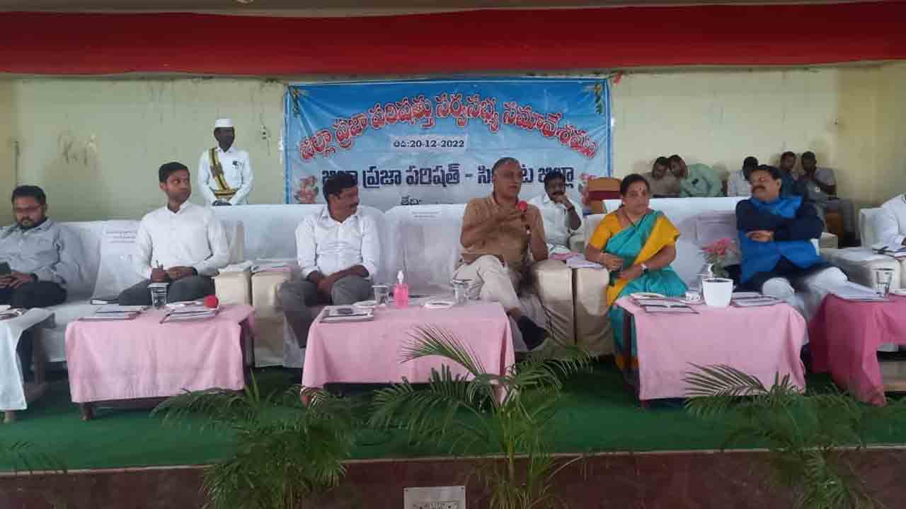 సిద్దిపేట జిల్లాలో రూ. 300 కోట్లతో ఆయిల్ పామ్ ఫ్యాక్టరీ : మంత్రి హరీశ్రావు