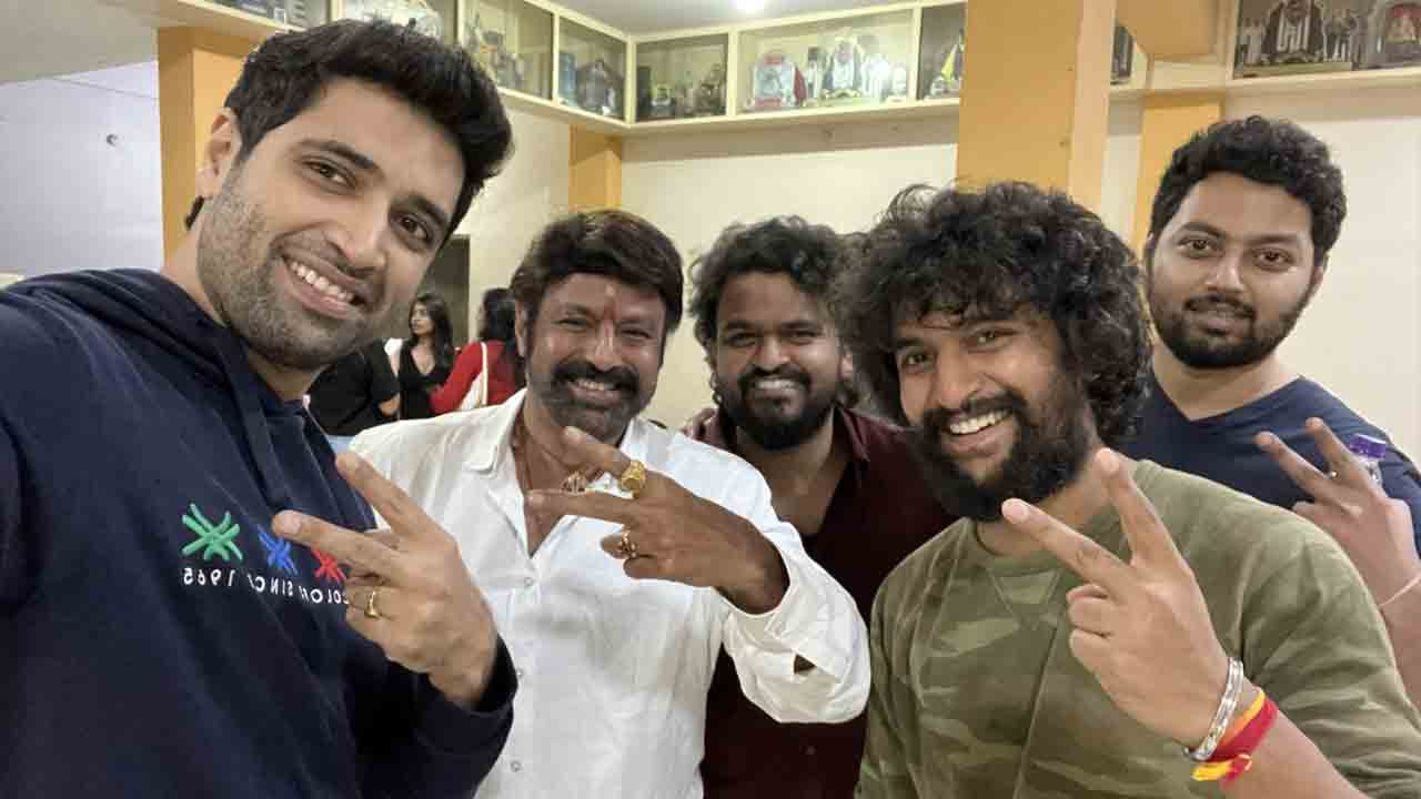 HIT-2 Movie | కొడుకుతో కలిసి హిట్‌-2 మూవీ చూసిన బాలకృష్ణ.. ఫోటోలు వైరల్‌