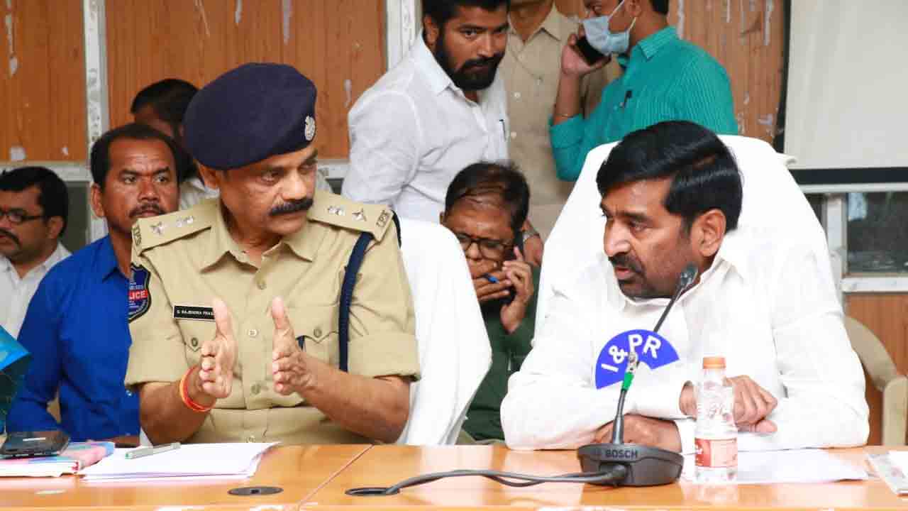 ఫిబ్రవరి 5 నుంచి దురాజ్పల్లి పెద్దగట్టు జాతర.. ఏర్పాట్లపై మంత్రి జగదీశ్ రెడ్డి సమీక్ష