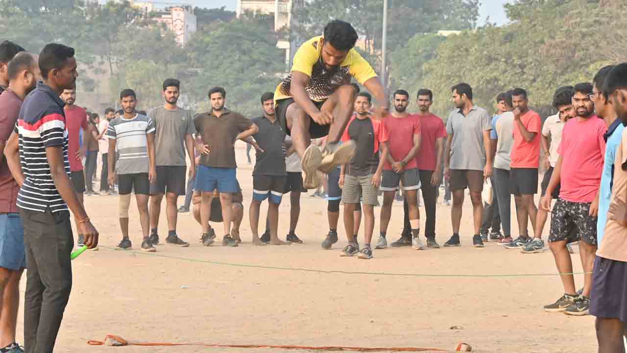 ఎస్సై, కానిస్టేబుల్‌ అభ్యర్థులకు రేపటి నుంచి ఫిజికల్‌ ఈవెంట్స్‌
