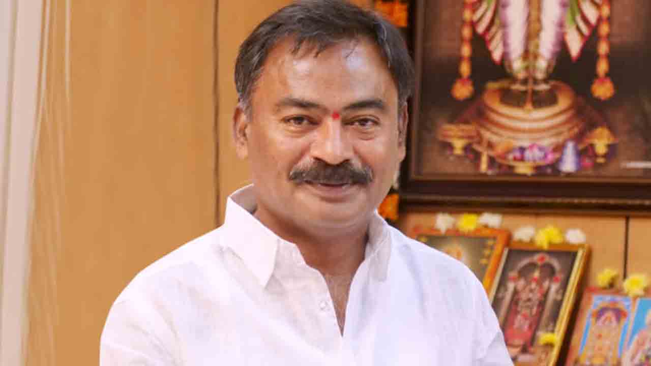 కడప మేయర్‌కు తీవ్ర అస్వస్థత.. హైదరాబాద్‌ ఆస్ప్రతికి తరలింపు