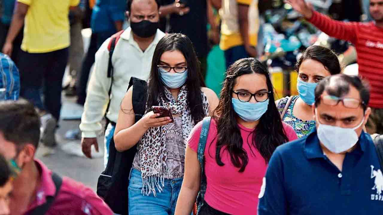 క‌ర్ణాట‌క‌లో మాస్కులు త‌ప్ప‌నిస‌రి చేసిన ప్ర‌భుత్వం