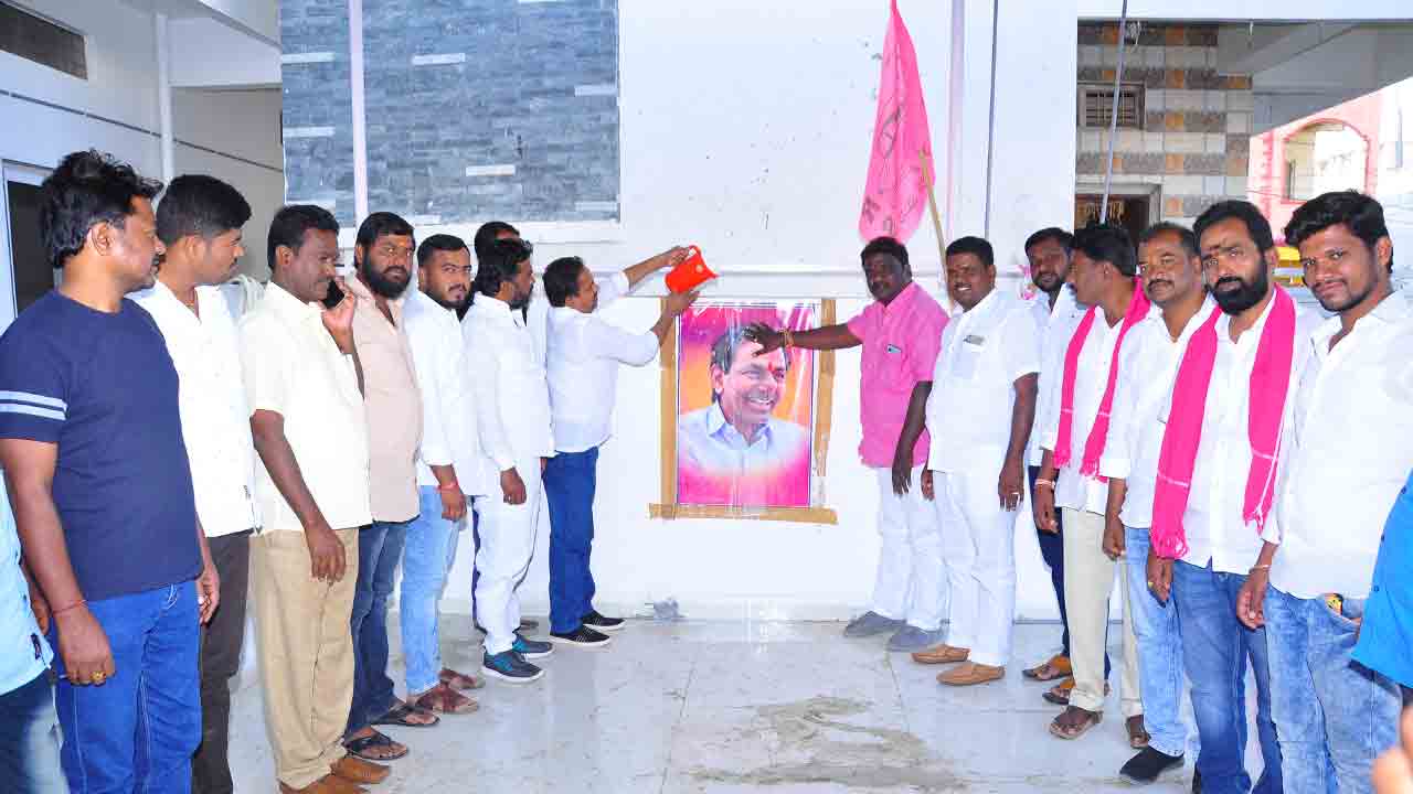 యాదగిరిగుట్టలో 100 పడకల దవాఖాన