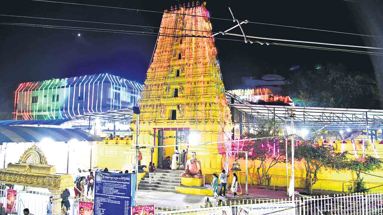 రేపు కొమురవెల్లి మల్లన్న లగ్గం