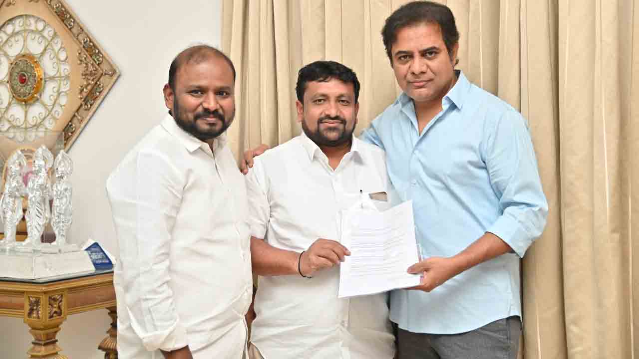 ప్రభుత్వ పాఠశాలకు ఎన్నారై రమేశ్‌ ఇసంపల్లి భూ విరాళం