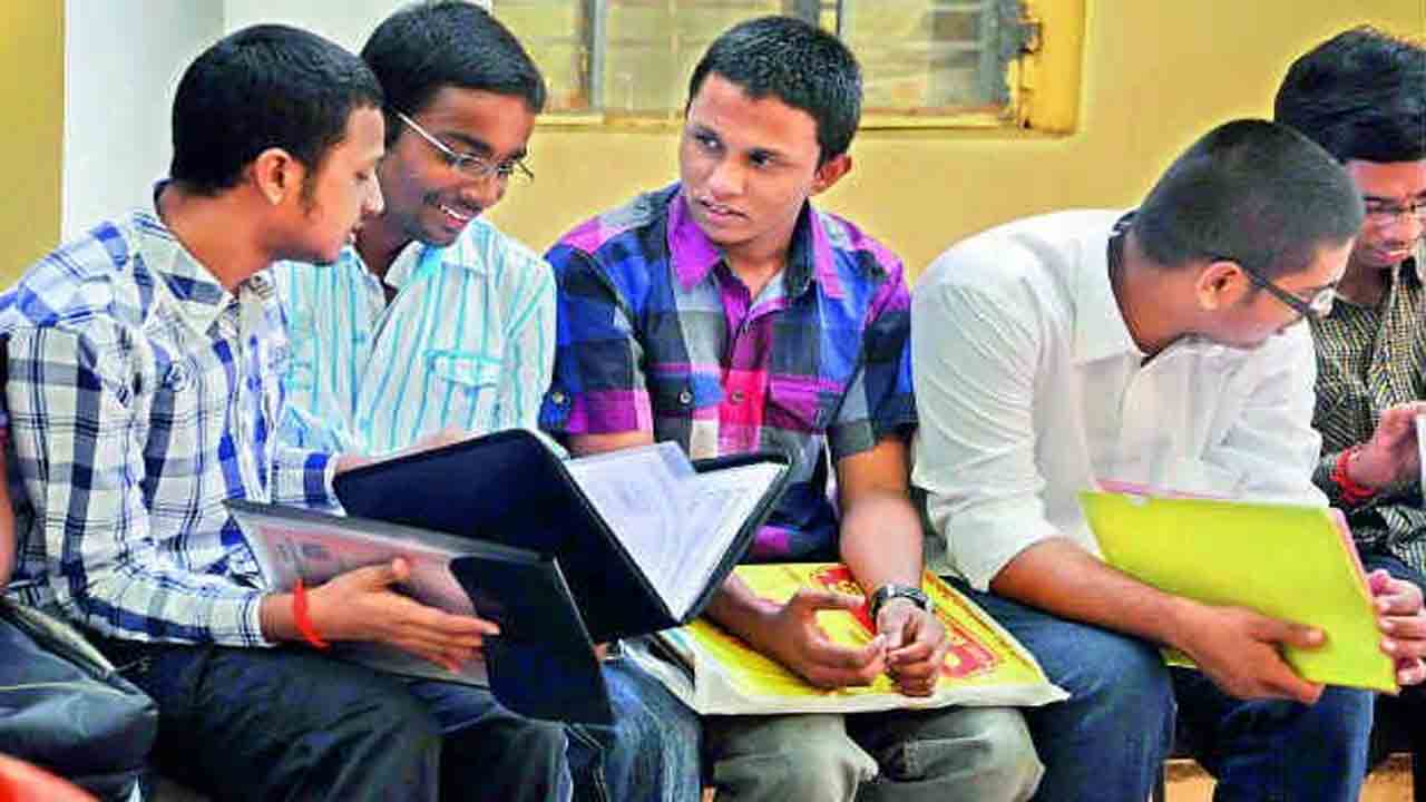 తెలంగాణ చదువులపై ఇతర రాష్ర్టాల ఆసక్తి