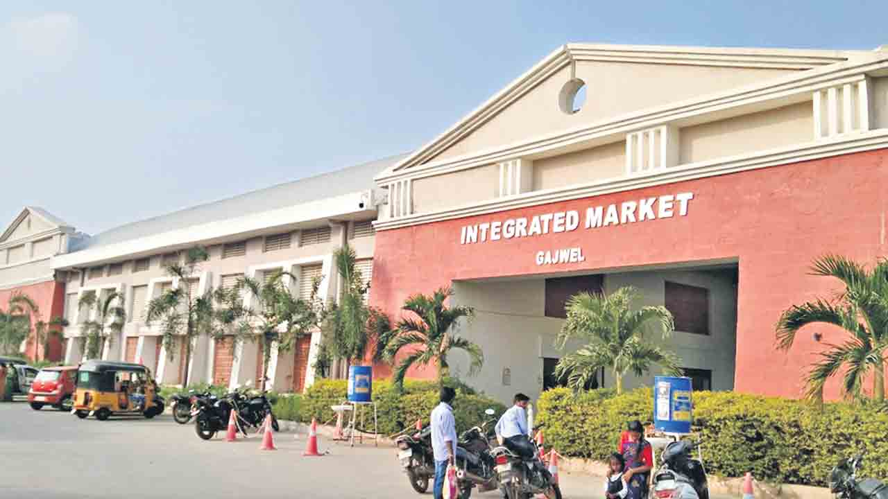 గజ్వేల్‌ మార్కెట్‌కు ఫుడ్‌ సేఫ్టీ గుర్తింపు