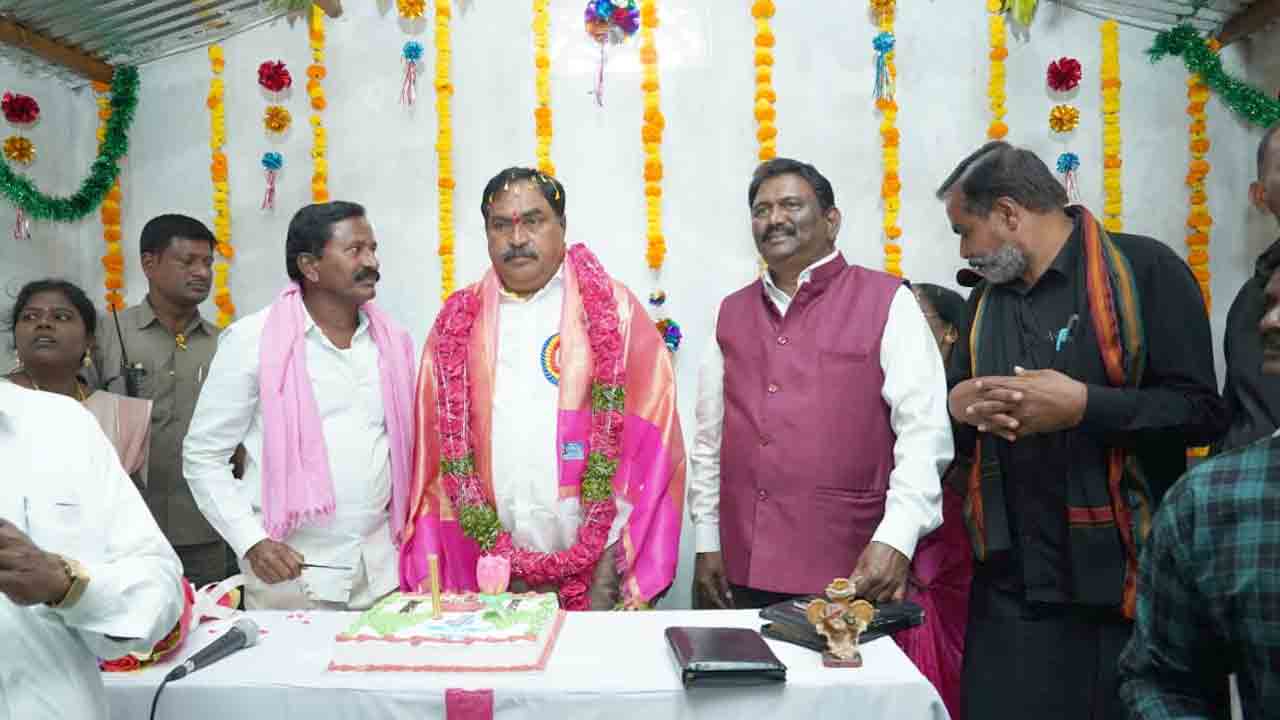 సేవ భావంతో మెలగడమే నిజమైన ప్రభువు సేవ : మంత్రి ఎర్రబెల్లి