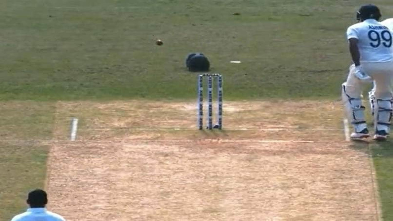 ఇండియాకు 5 పెనాల్టీ ర‌న్స్‌.. ఎలాగో ఈ వీడియో చూడాల్సిందే