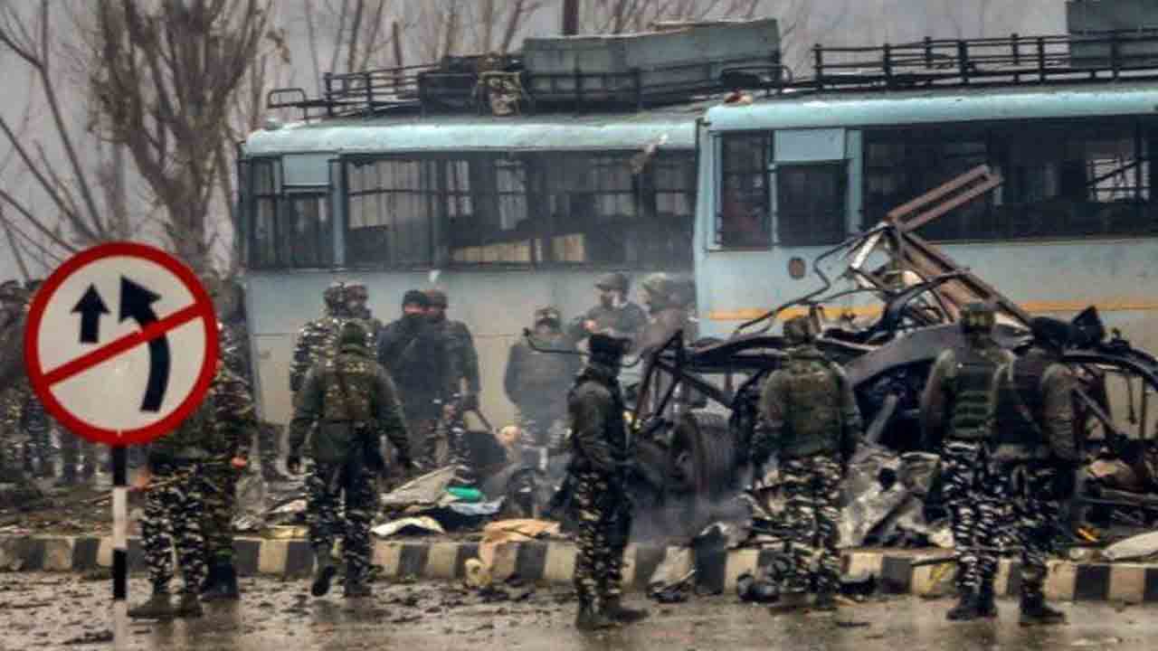 నిఘా వైఫల్యం వల్లే పుల్వామా దాడి