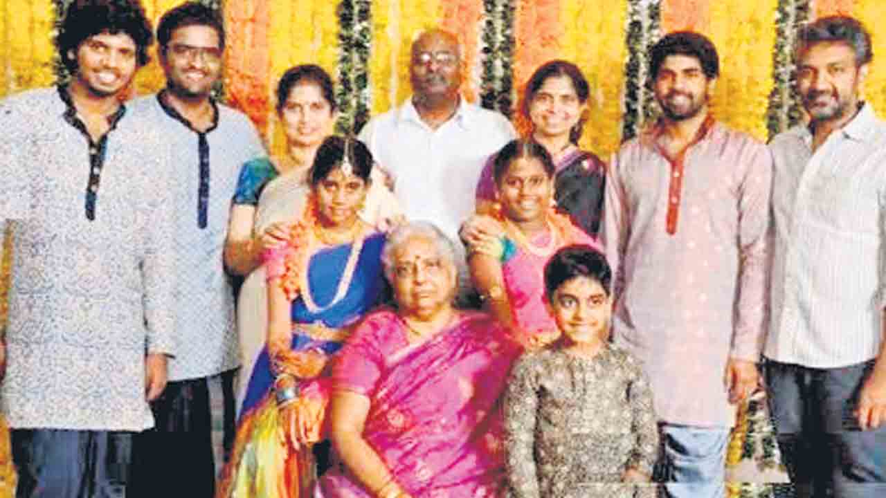 కీరవాణికి మాతృవియోగం