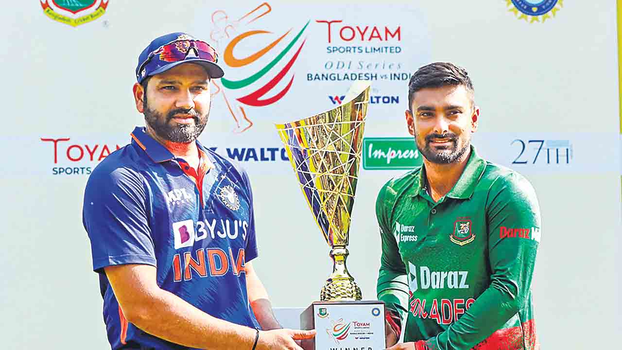 భారత్‌, బంగ్లాదేశ్‌ జట్లు వన్డే వార్‌కు సిద్ధమయ్యాయి