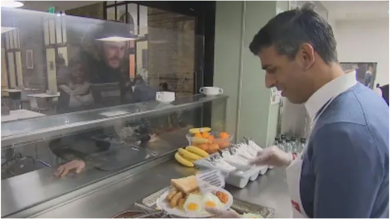 నిరాశ్ర‌యుడితో ఇలాగేనా మాట్లాడేది : రిషి సునాక్ వైర‌ల్ వీడియోపై విప‌క్షం ఫైర్‌