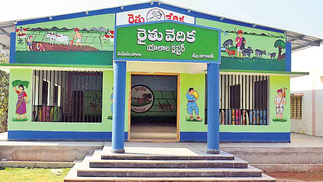 ప్రగతి పథంలో పల్లెలు