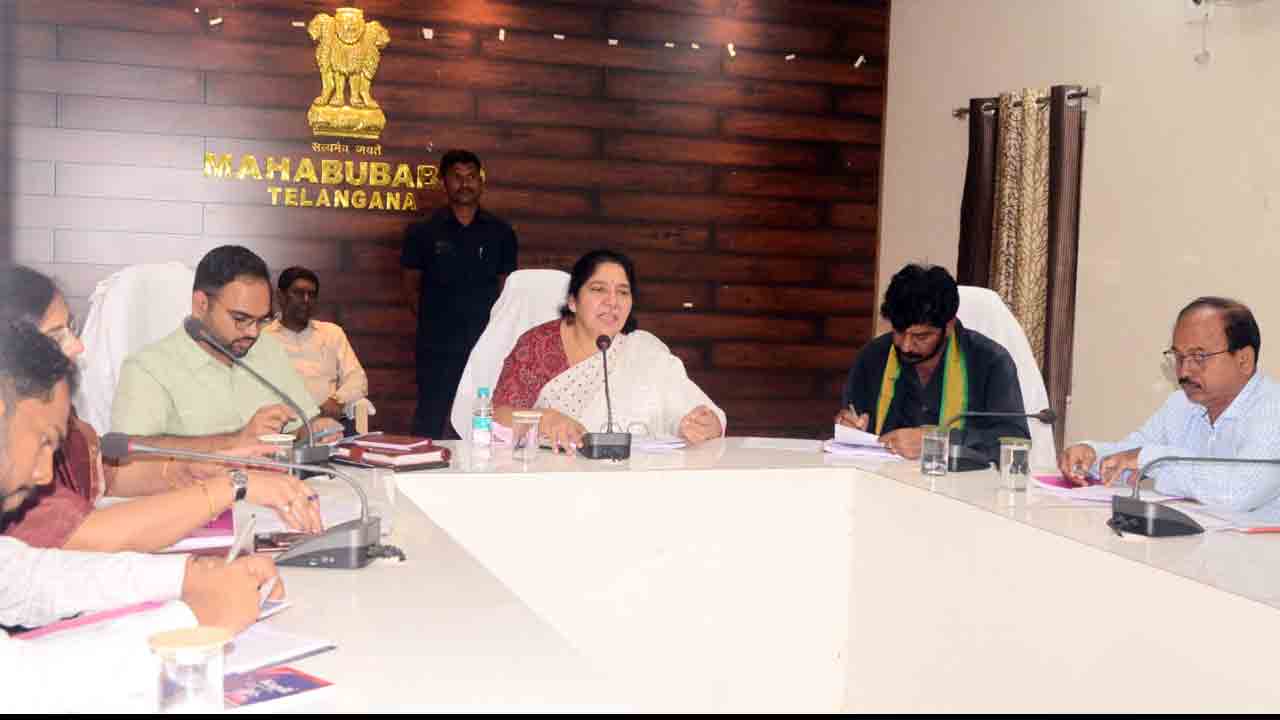 ఏజెన్సీల్లో అభివృద్ధి ప‌నులు వేగ‌వంతం చేయాలి : మంత్రి స‌త్య‌వ‌తి