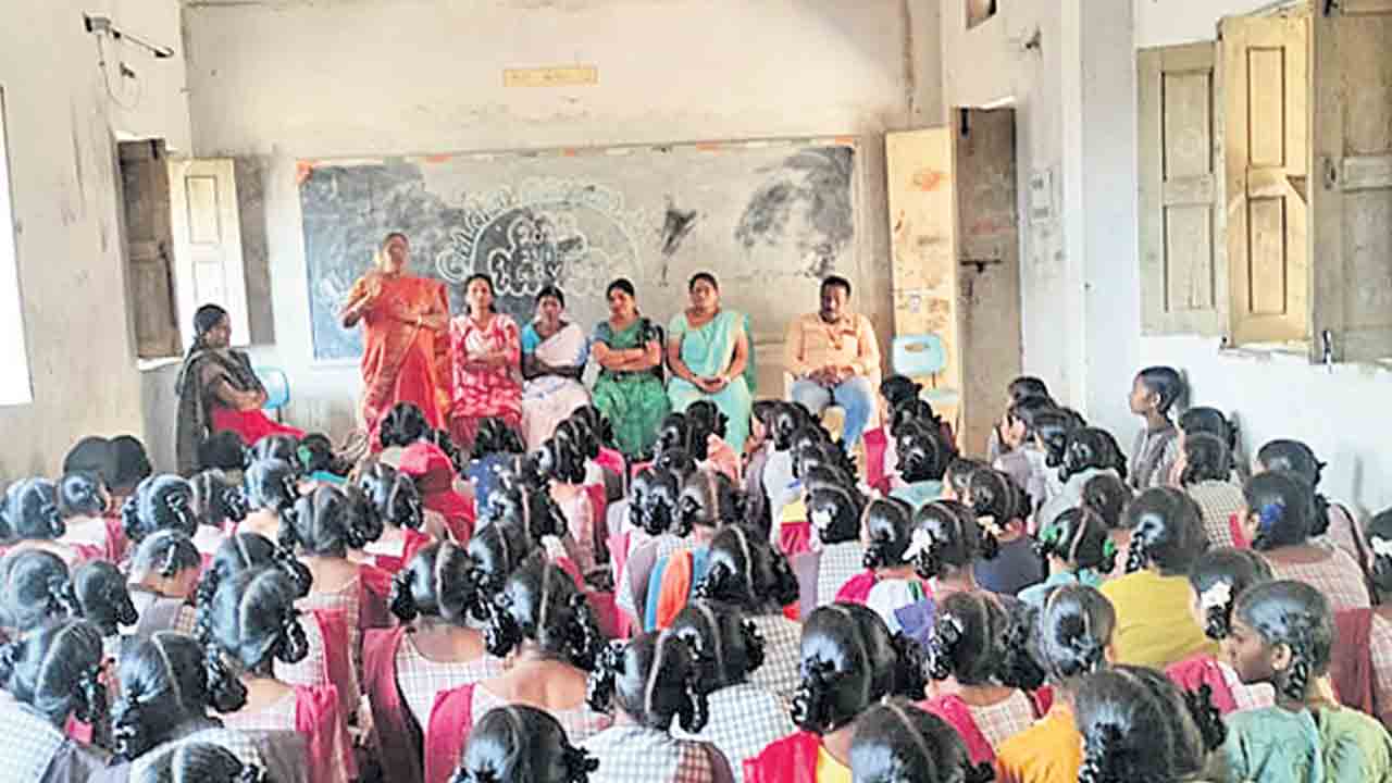 భరోసా బాలికల భద్రతకు..