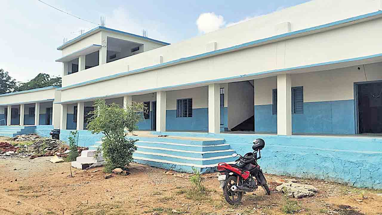 ప్రభుత్వ పాఠశాలకు కొత్త రూపు