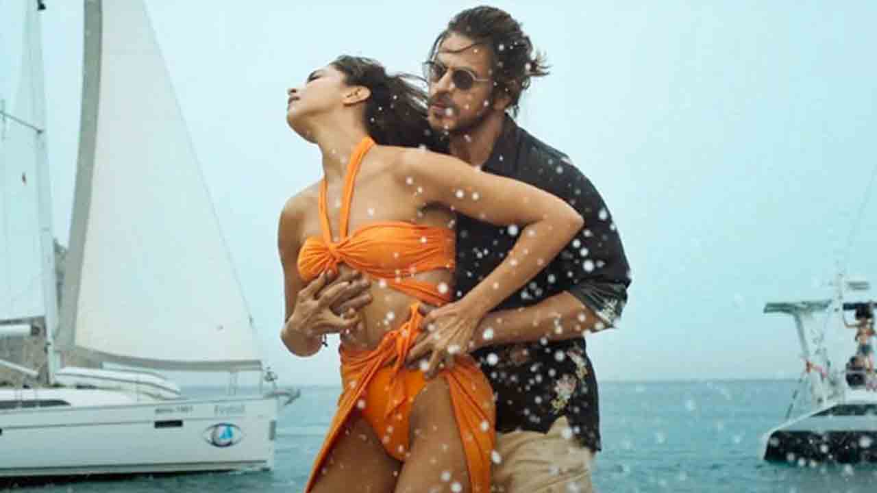 Pathaan Movie | పఠాన్‌ మూవీ ఫస్ట్‌ సింగిల్‌ రిలీజ్‌.. బికినీలో దీపికా రచ్చ..!