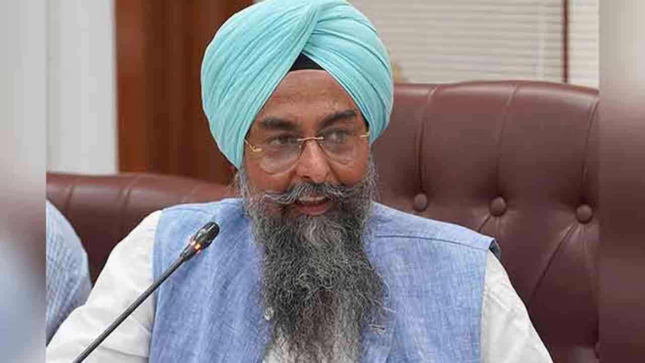 కొత్త రాష్ట్రమైనా తెలంగాణ అద్భుతాలు చేస్తోంది : పంజాబ్‌ స్పీకర్‌