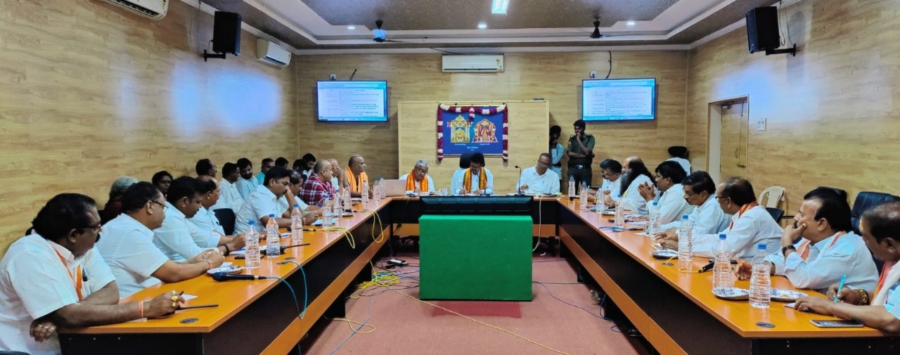 Srisailam | రాష్ట్రప‌తి ప‌ర్య‌ట‌న‌ను విజ‌య‌వంతం చేయాలి : శ్రీ‌శైలం ఈవో