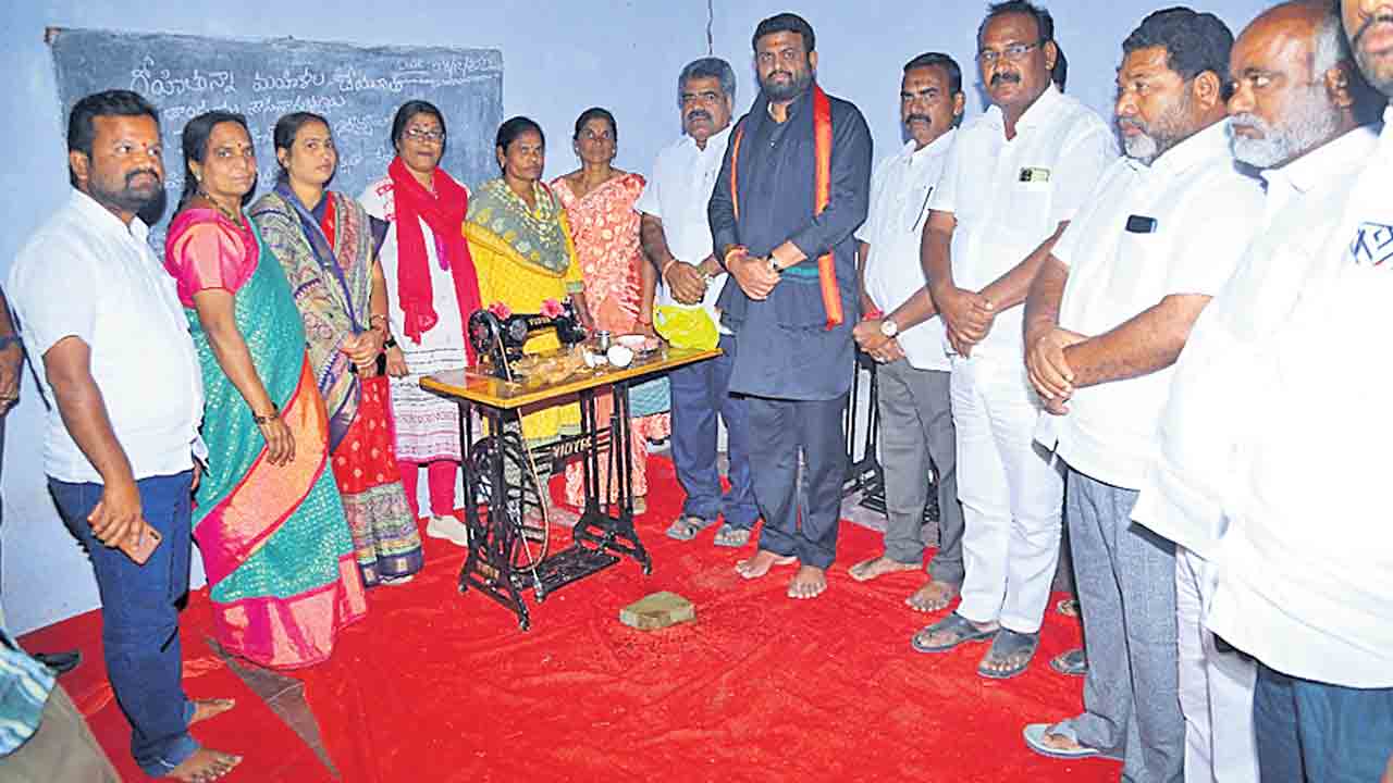 మహిళలకు మరిన్ని మెరుగైన ఉపాధి అవకాశాలు