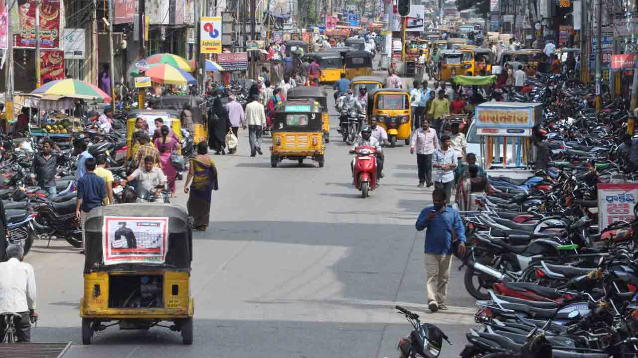 ట్రాఫిక్‌ నిబంధనలు కఠినతరం