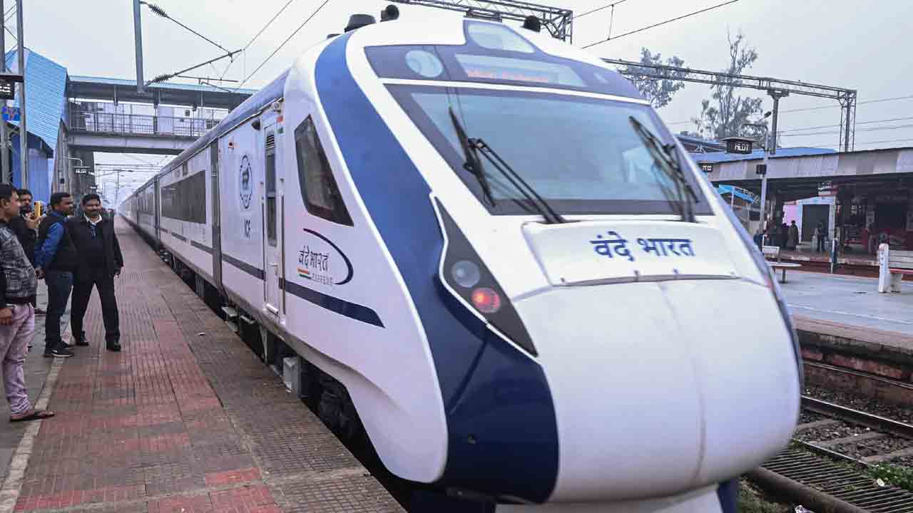 బెంగాల్‌లో వందేభారత్‌ ఎక్స్‌ప్రెస్‌