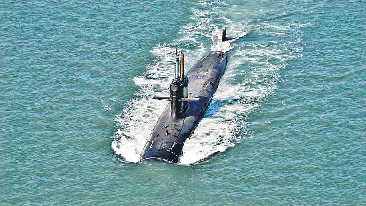 నౌకాదళంలో చేరిన ‘వజీర్‌’