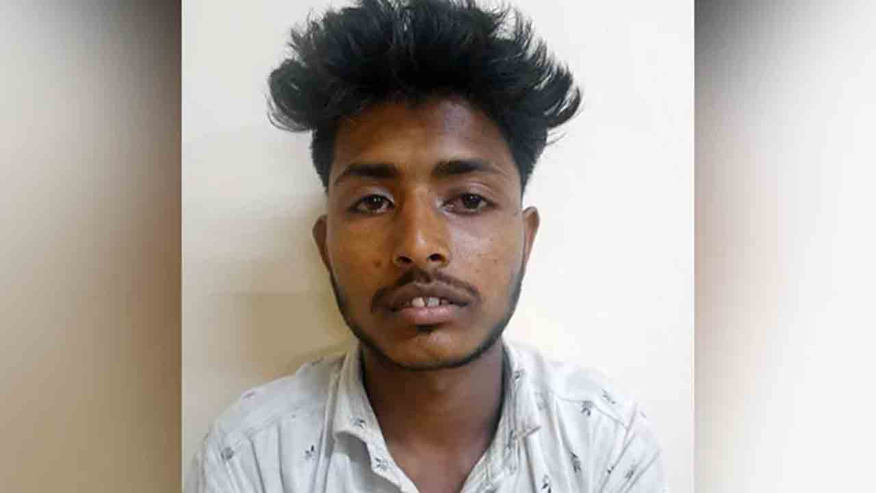 తండ్రిని 32 ముక్క‌లుగా న‌రికిన త‌న‌యుడు