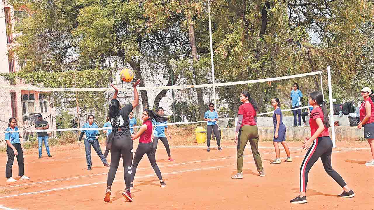 జోరుగా హుషారుగా..