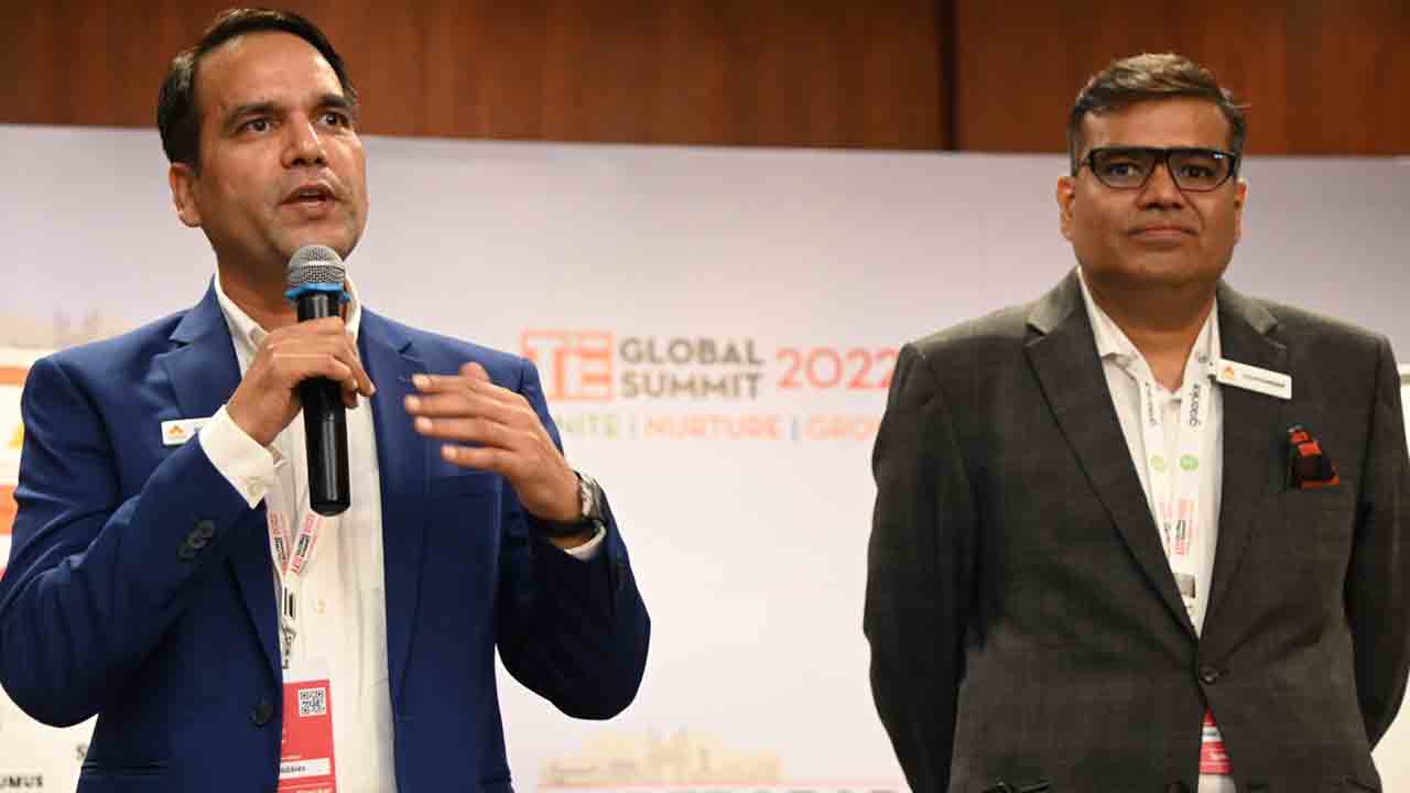 5 ఏండ్లలో 50 స్టార్టప్‌ల్లో పెట్టుబడులు