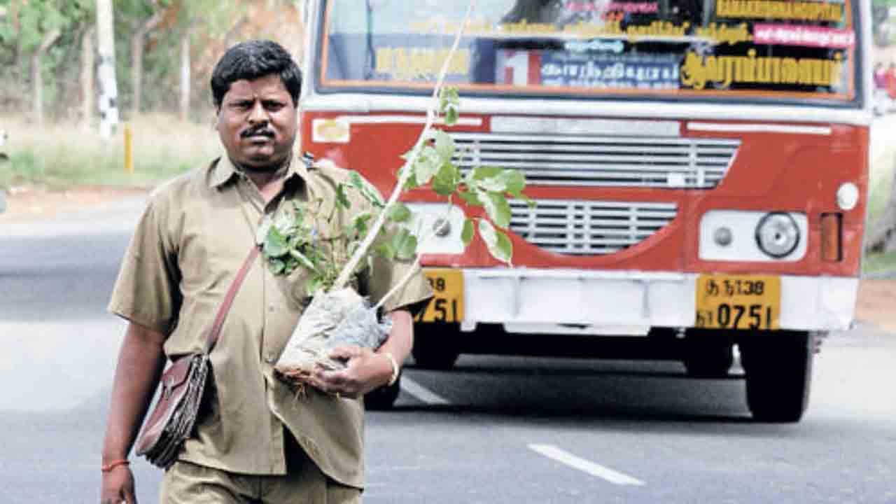yoganathan |మ్యాన్‌ ఆఫ్‌ ది ఇయర్‌గా ఎంపికైన యోగనాథన్‌.. ఎవరీయన!!