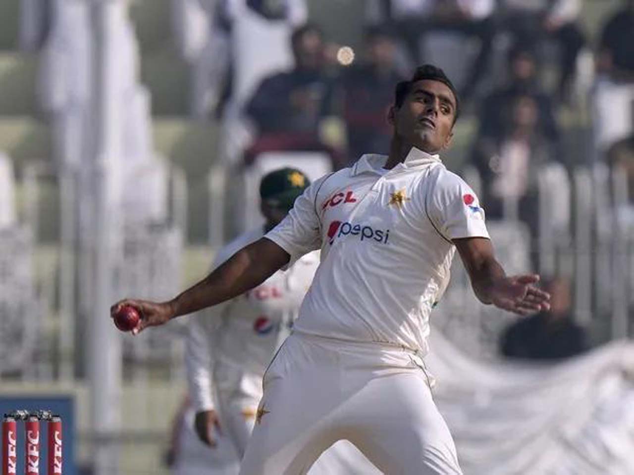 Zahid Mohammad | ఆరంగ్రేటం మ్యాచ్‌లో పాక్ బౌల‌ర్‌ చెత్త రికార్డు.. ఒక ఇన్నింగ్స్‌లో ఎక్కువ ర‌న్స్‌ ఇచ్చిన జ‌హిద్