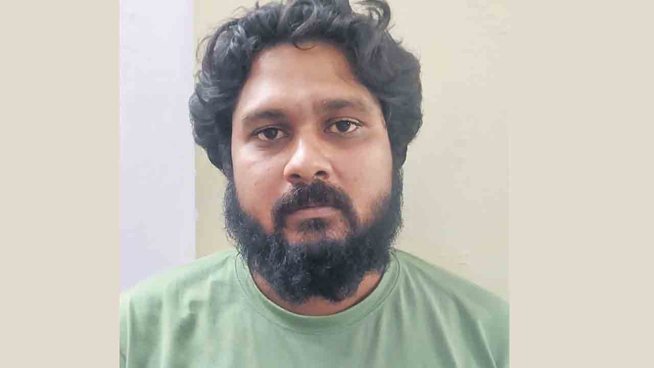 ఎంబీఏ సీటు ఇప్పిస్తానని 70 లక్షలు వసూలు