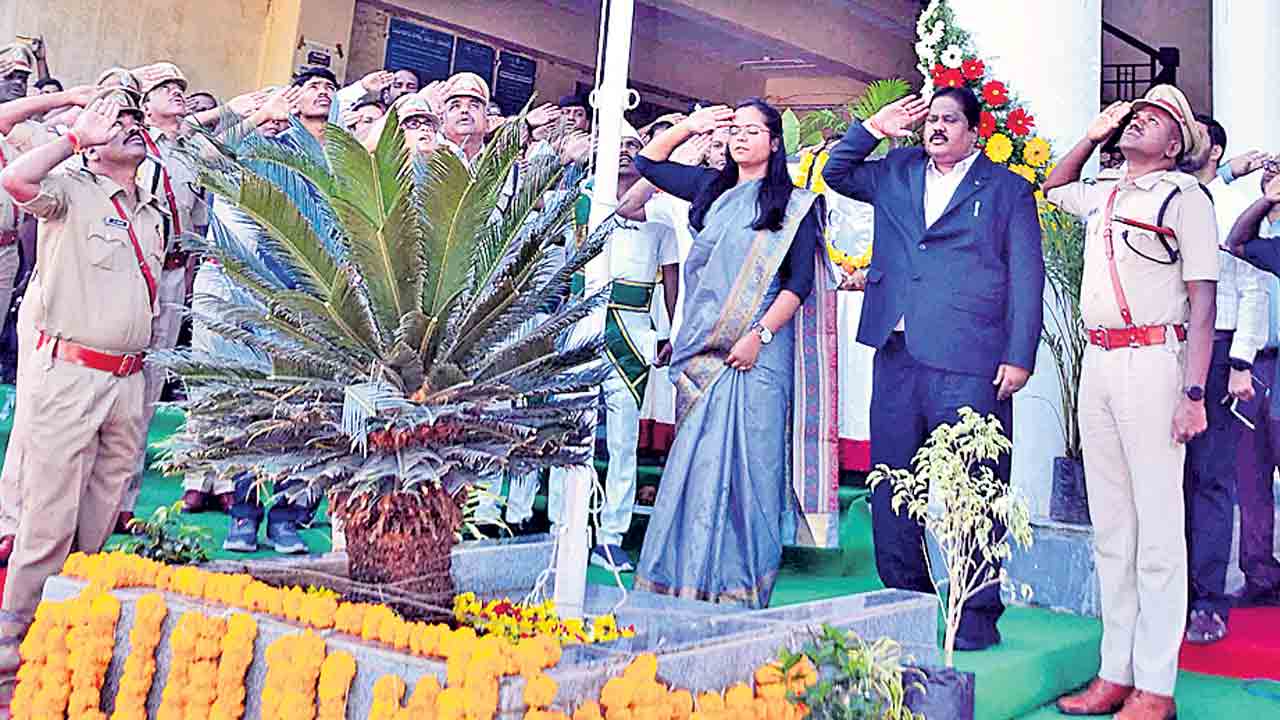 అన్ని రంగాల్లో అగ్రగామి..