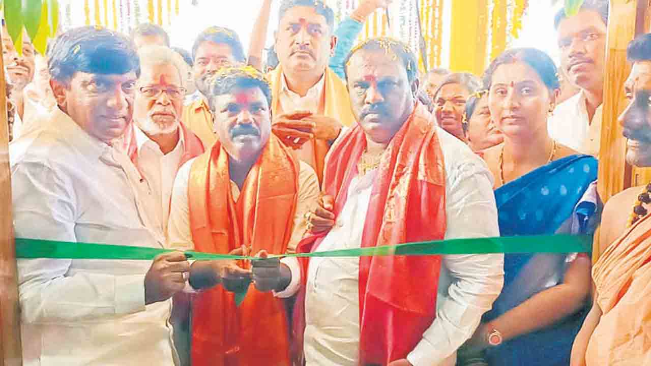 సర్వాంగ సుందరంగా గ్రామాలు