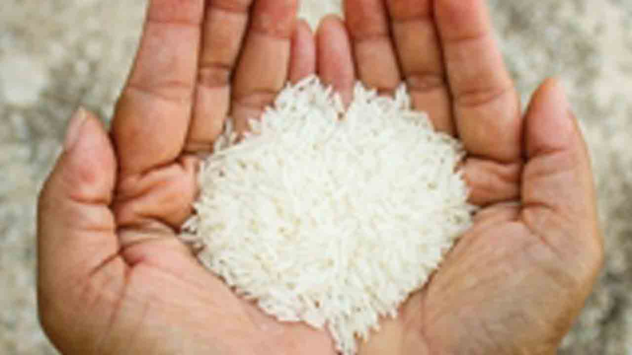 రేషన్‌ కార్డుదారులకు ఫోర్టిఫైడ్‌ రైస్‌