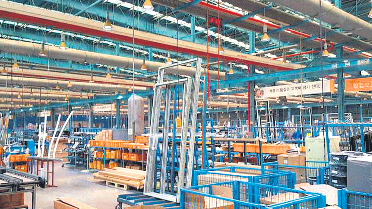 హైదరాబాద్‌లో స్టెల్లార్‌ గిడ్డంగి