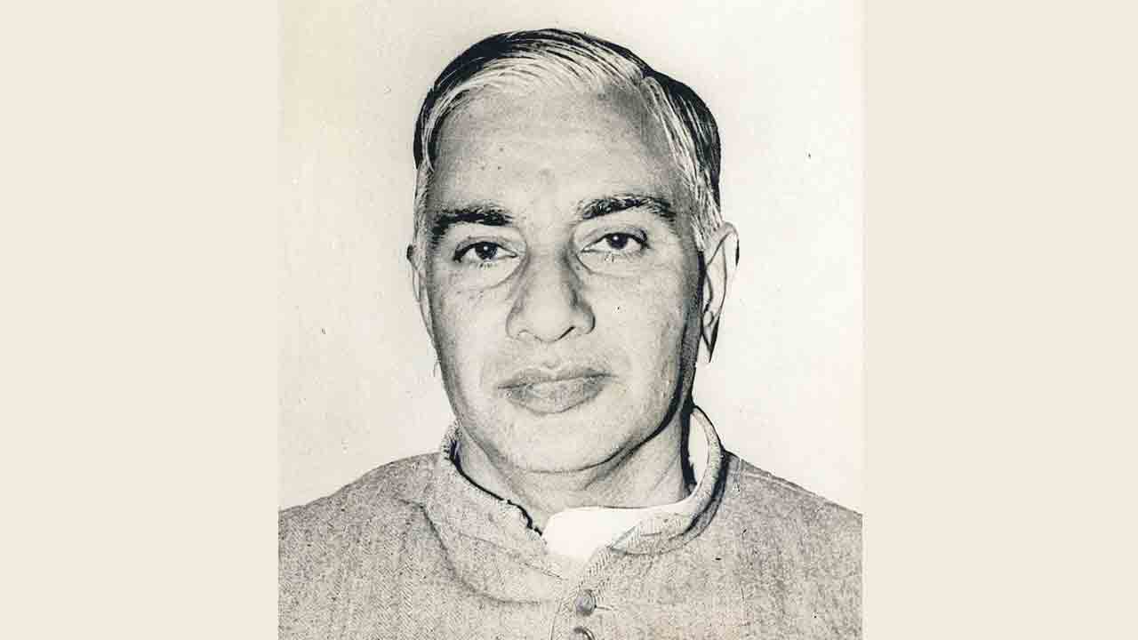 సకలజన బాంధవుడు నూకల