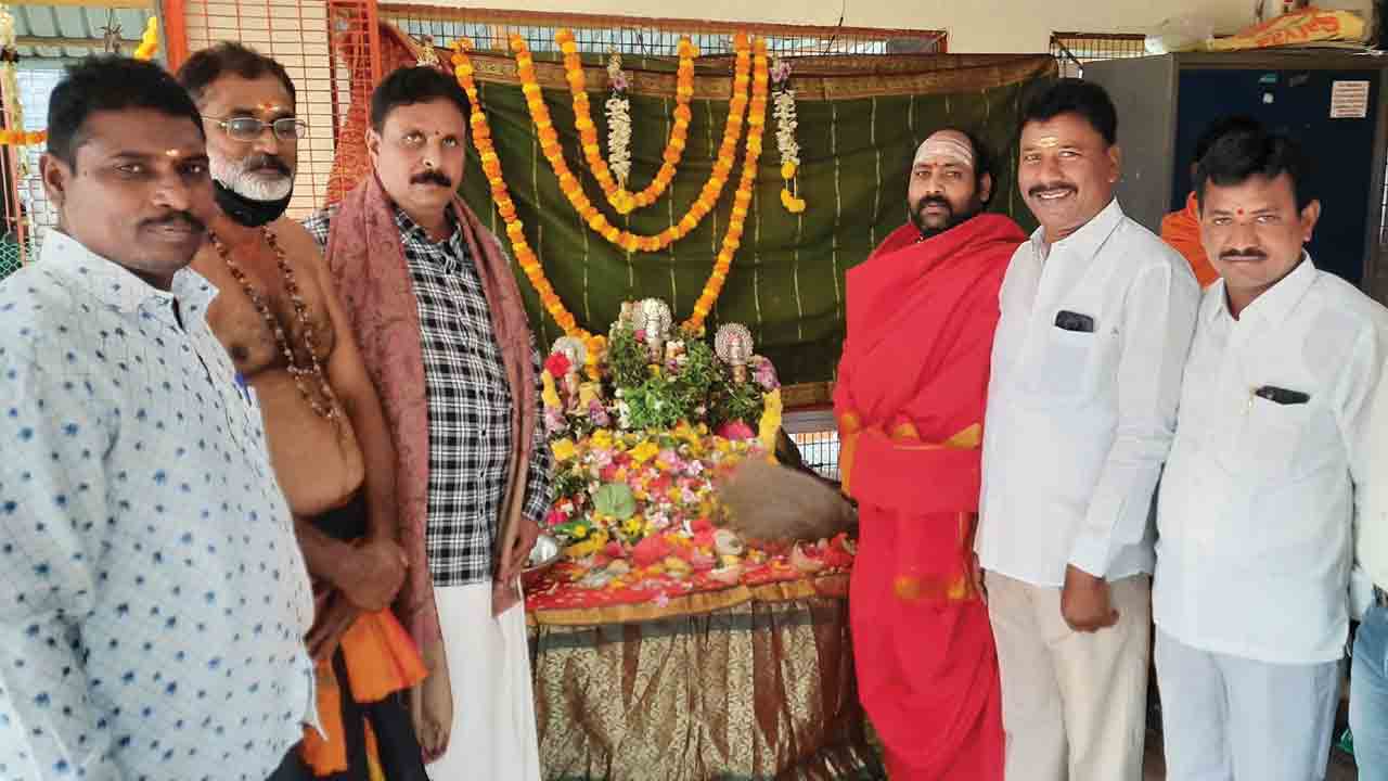 నేత్ర పర్వం.. ఉత్తరద్వార దర్శనం..