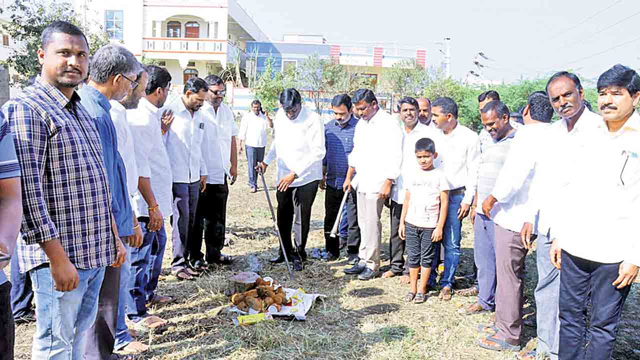 మున్సిపల్‌ అభివృద్ధికి ప్రత్యేక శ్రద్ధ