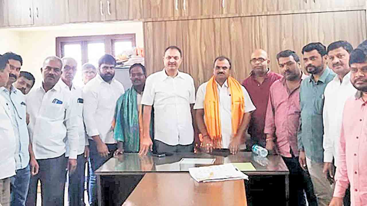 పేదల కోసం సంక్షేమ కార్యక్రమాలు