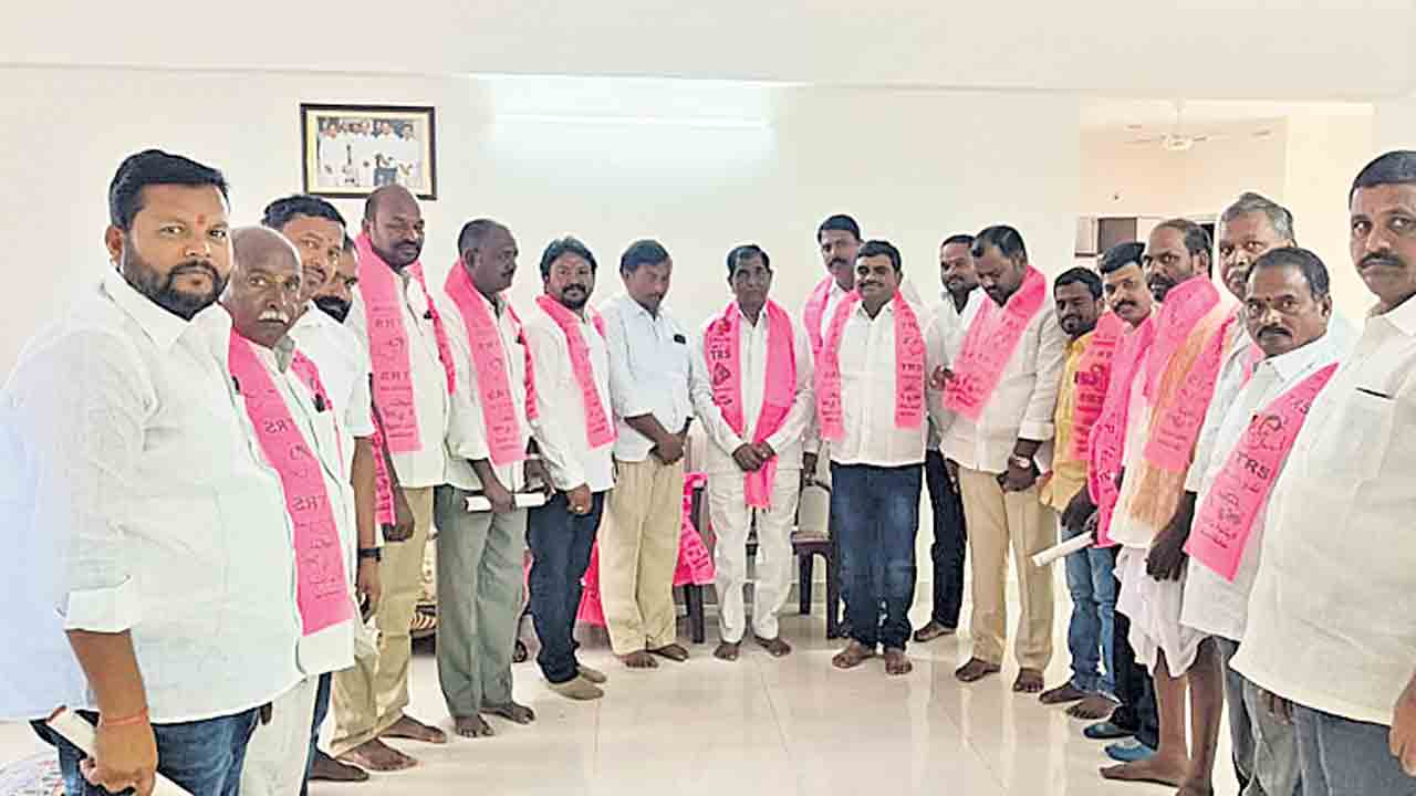 సీఎం కేసీఆర్‌ నాయకత్వం దేశానికి అవసరం