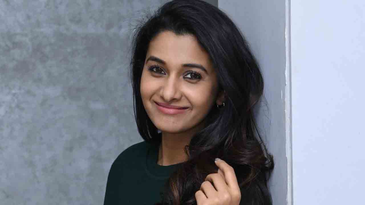 శుభారంభానిస్తుంది