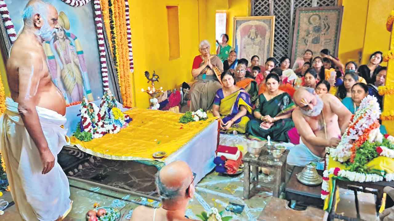 వైభవంగా గోదాదేవి అమ్మవారి కల్యాణం