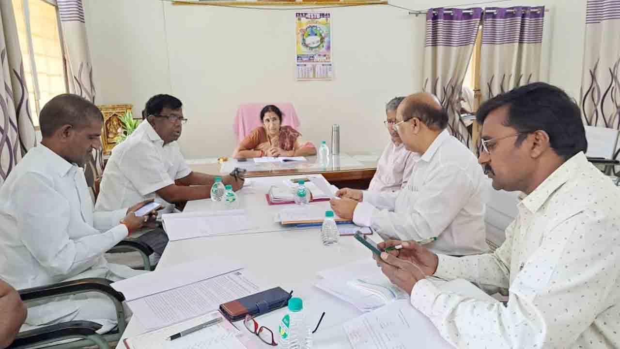 విద్యుత్‌ సౌకర్యం కల్పించాలి