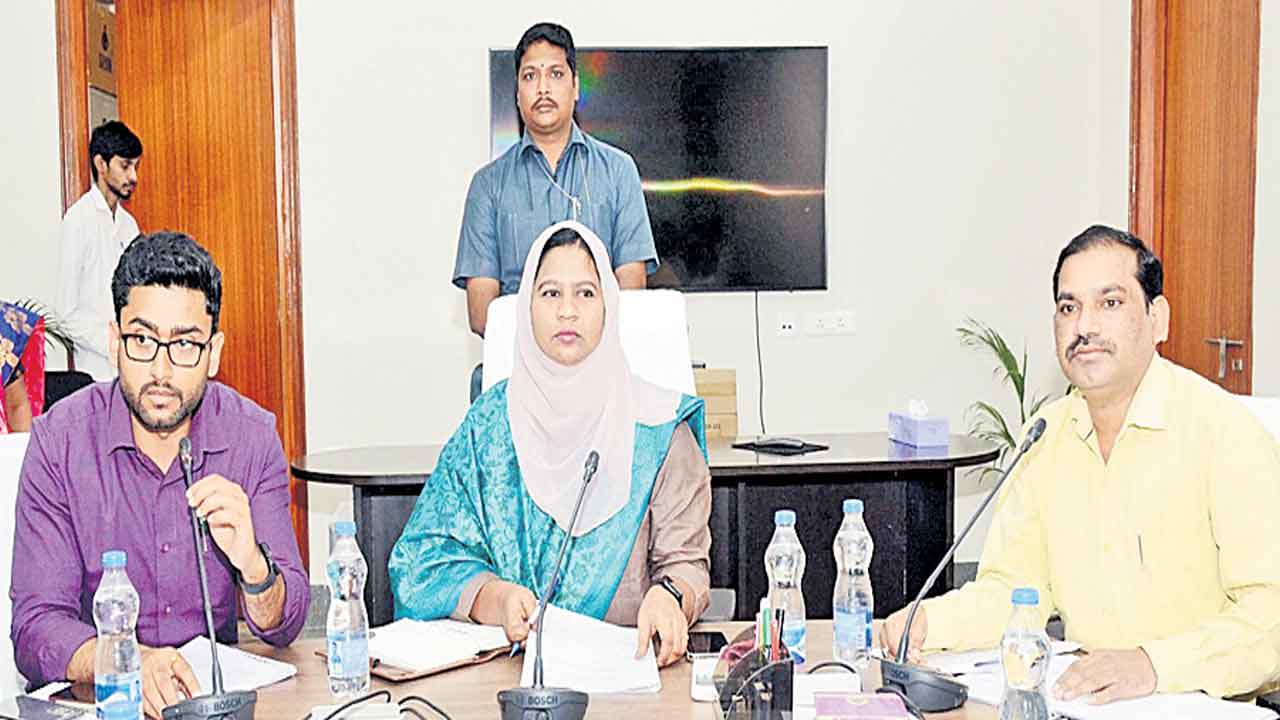 మైనార్టీ పథకాలను వందశాతం అమలు చేయాలి