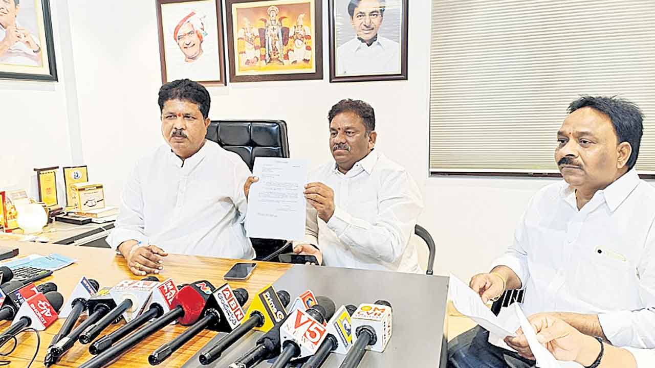 పార్కు, క్రీడా ప్రాంగణంగా అభివృద్ధి