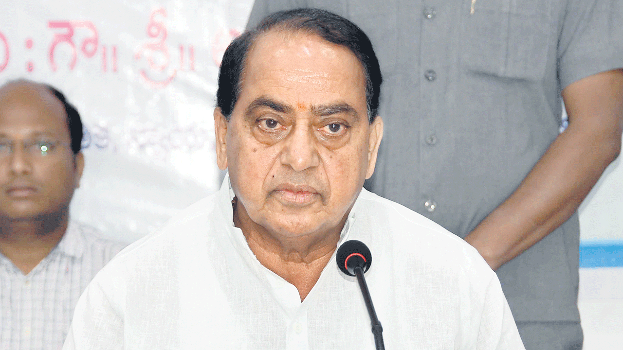 ప్రజాప్రతినిధుల పాత్ర కీలకం